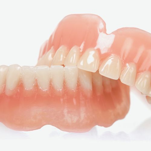 Customise your dentures at Dentalis in Singapore CBD